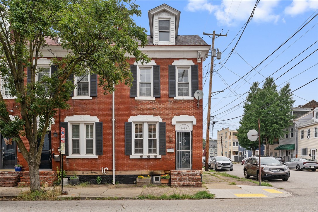 2425 Jane St — photo 1