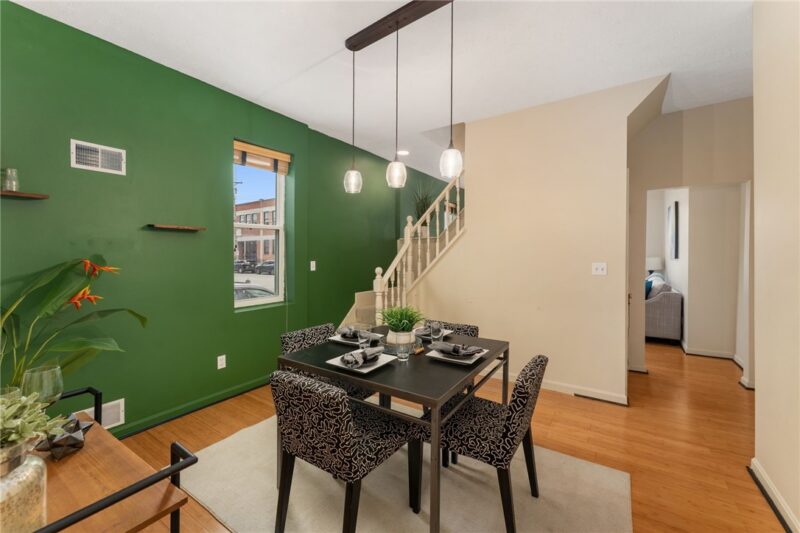 2425 Jane St — photo 8