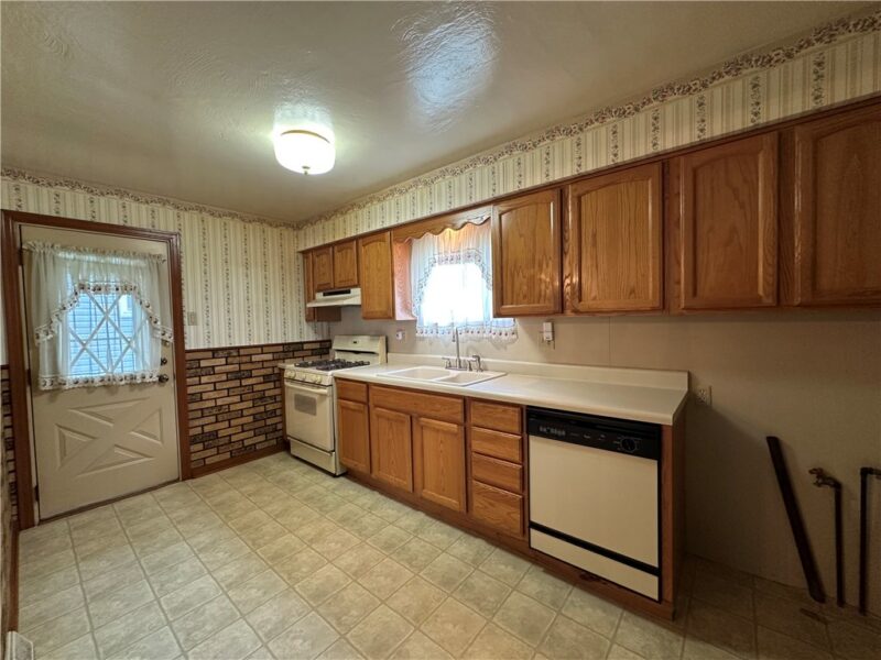 1402 Washington Blvd — photo 8