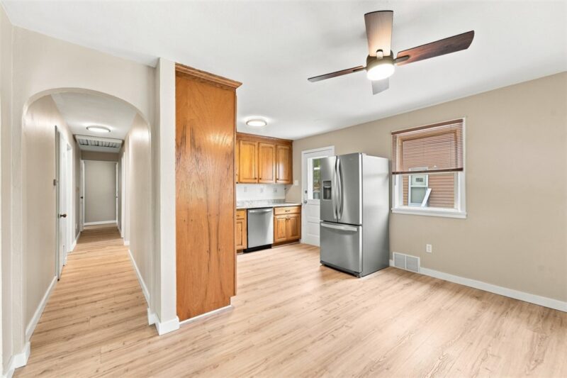 3129 Churchview — photo 8