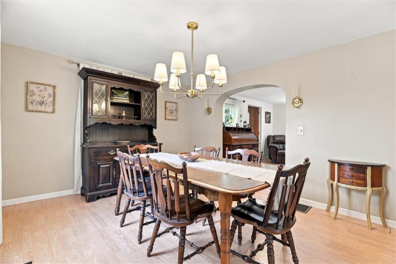 352 Mountain View Rd — photo 5
