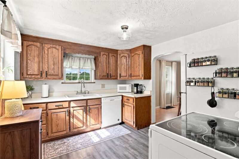 352 Mountain View Rd — photo 7