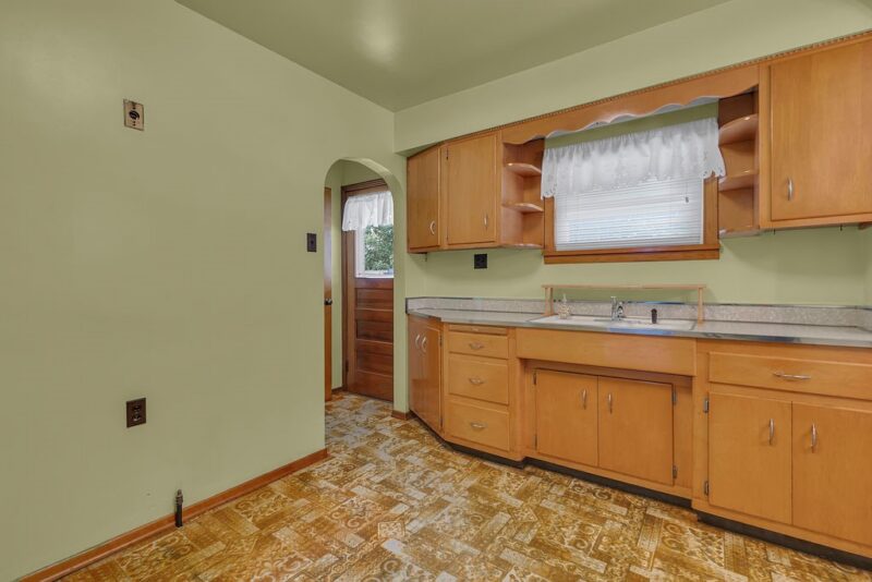 324 Pleasant Drive — photo 7
