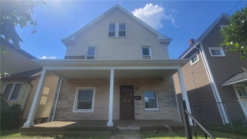 232 W 3rd St — photo 2