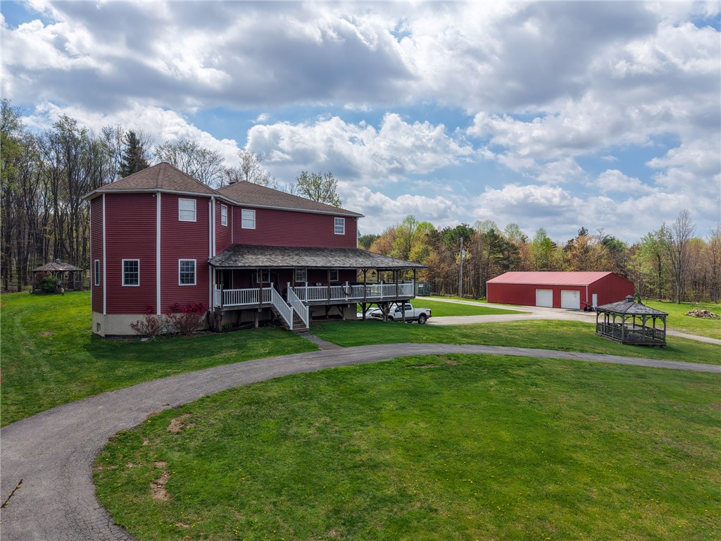 2447 Luciusboro Rd — photo 1