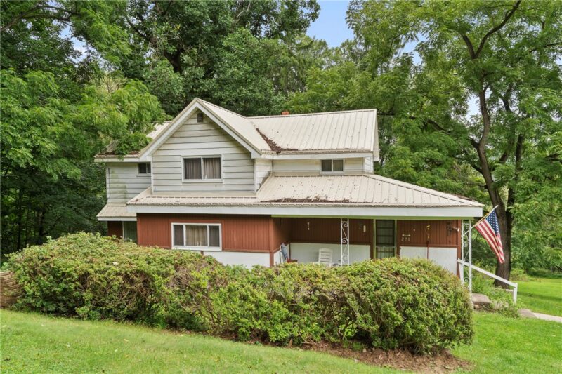 270 Kane Rd — photo 3
