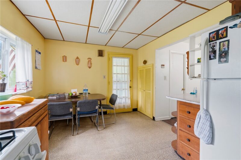 270 Kane Rd — photo 8