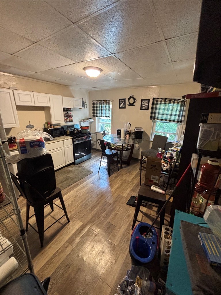 126 Henderson Street — photo 3