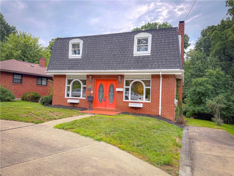 1496 Daleland Ave — photo 2