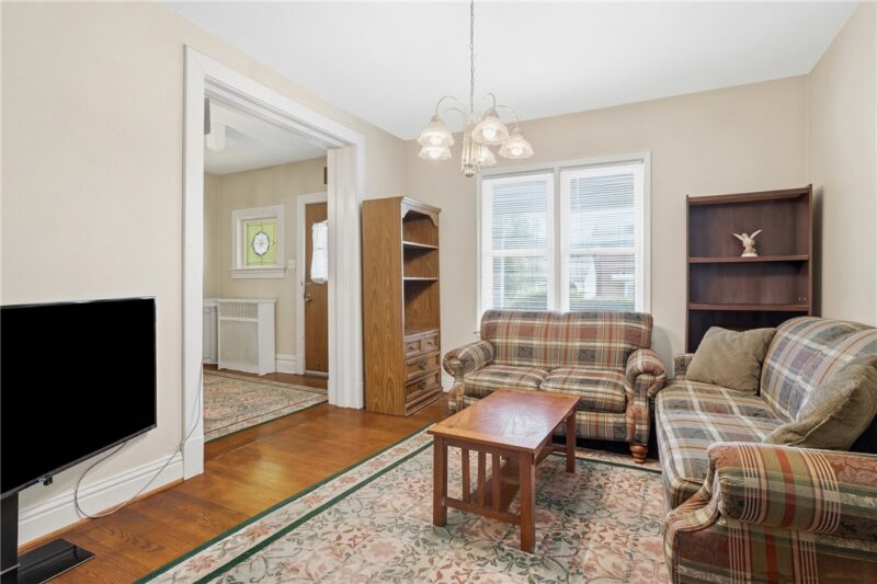515 Maplewood Ave — photo 5