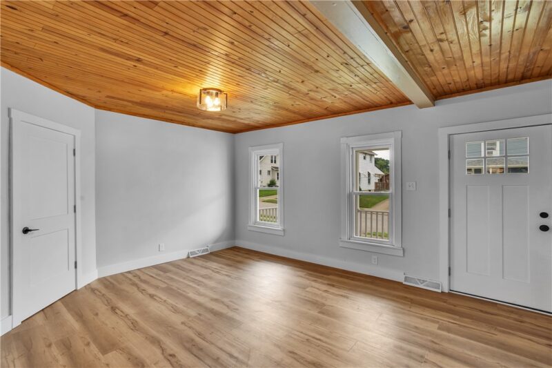 231 Arthur St — photo 8