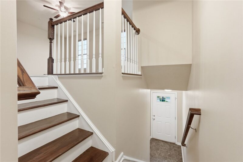 504 Aprilmae Way — photo 6