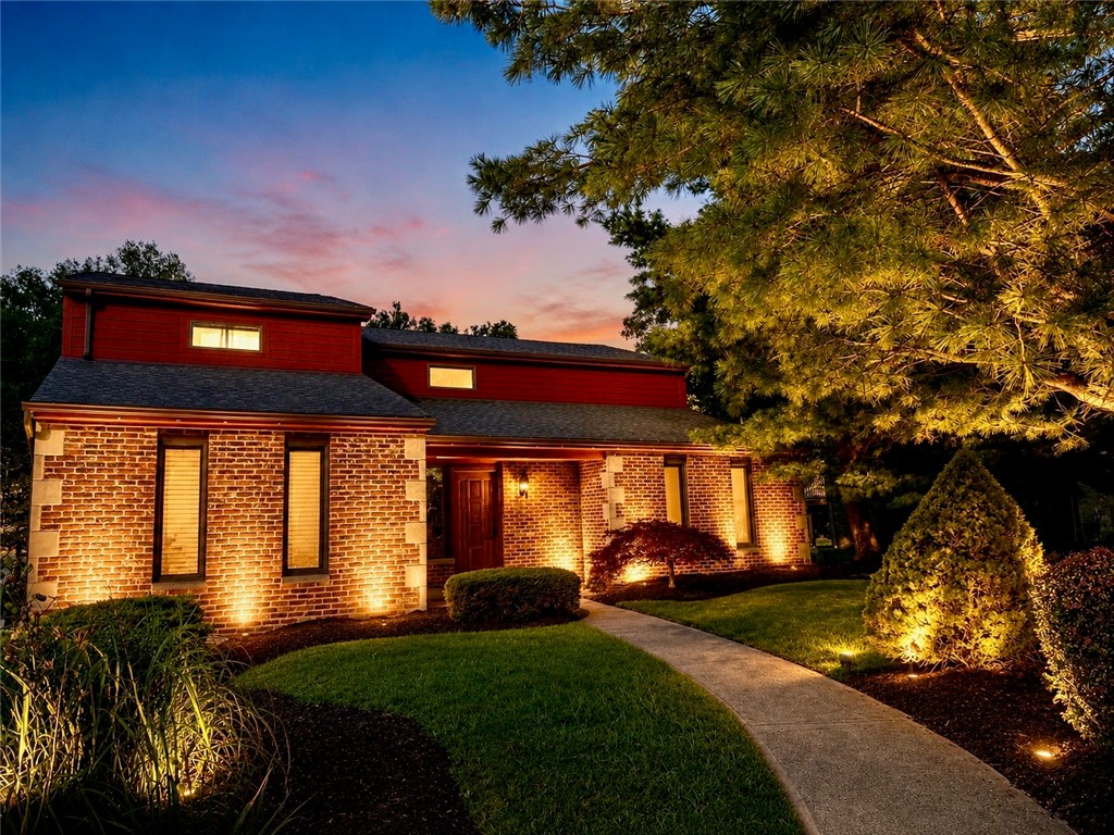 1147 Oakwood Dr — photo 1