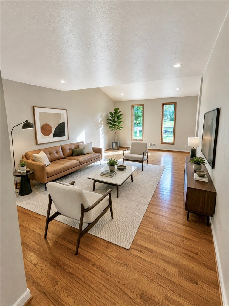 1147 Oakwood Dr — photo 4