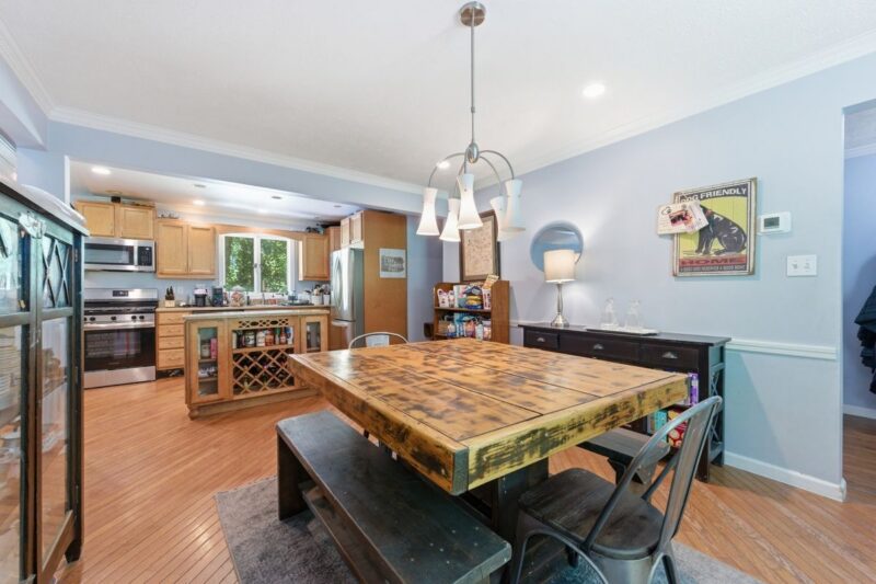 571 Flower Hill LANE — photo 7