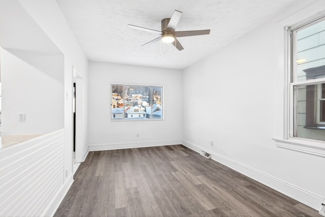 727 Vermont Ave — photo 5
