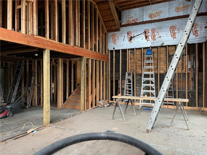 346 Hill St — photo 8