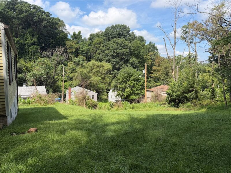 1504 Schweitzer Rd — photo 4
