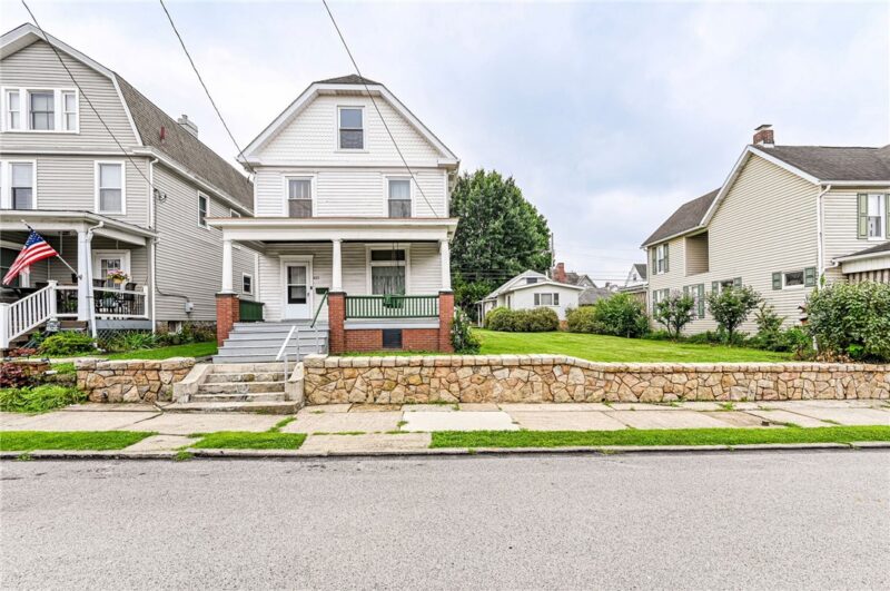 623 Brinker Ave