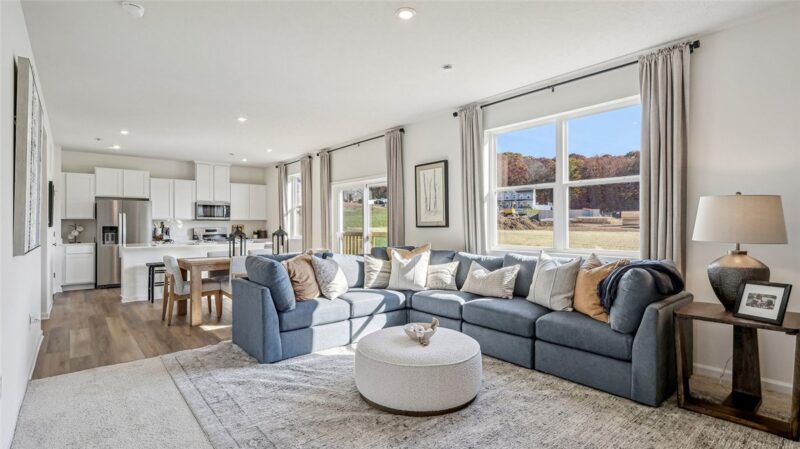 176 Laurel Hills Drive — photo 5