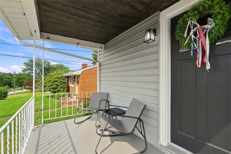 114 Reed Ave — photo 3