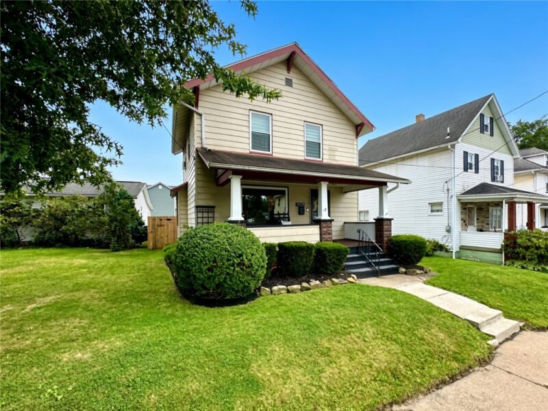 1028 Dewey Ave — photo 3