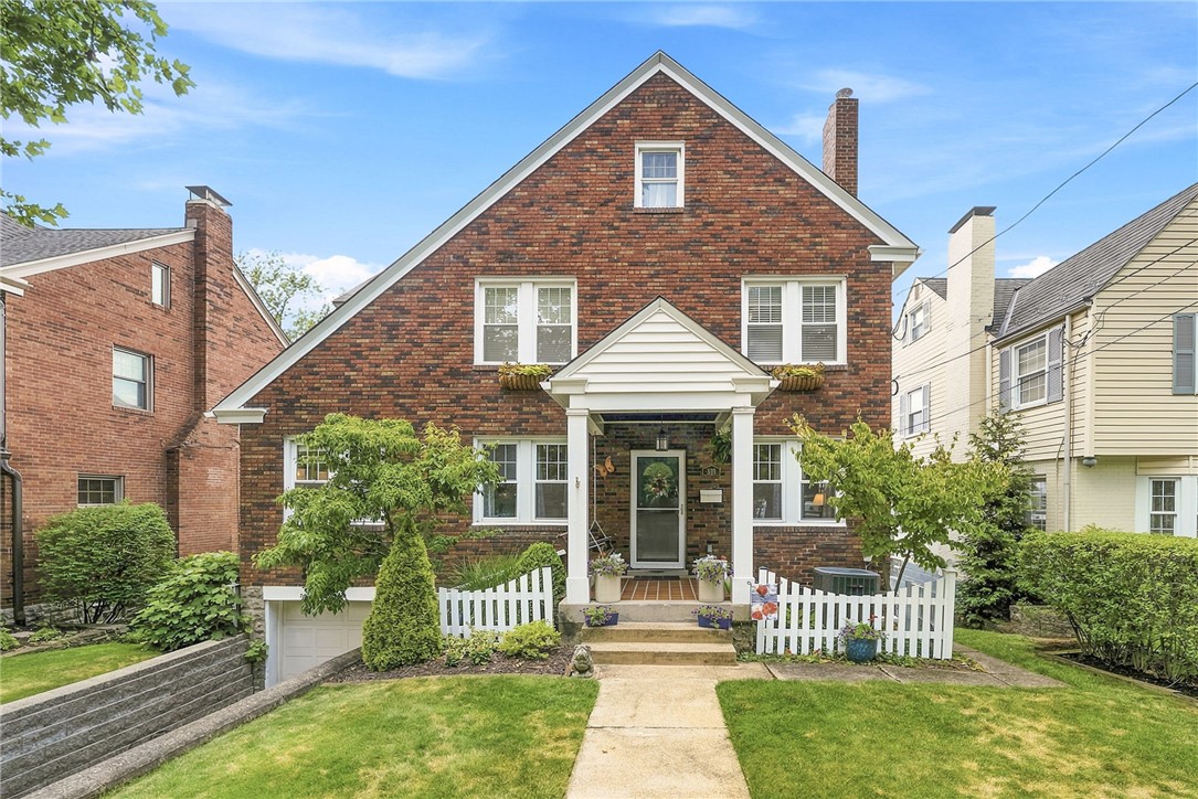 310 Morrison Drive — photo 1