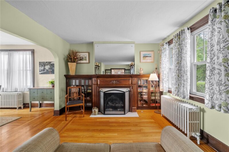 310 Morrison Drive — photo 4