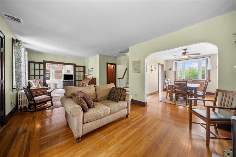 310 Morrison Drive — photo 5
