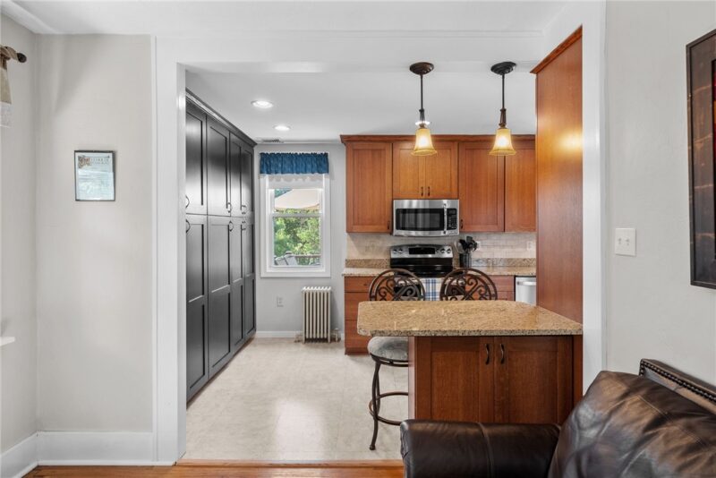 310 Morrison Drive — photo 8