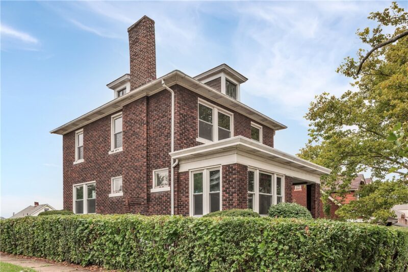 1318 Wilson St — photo 3