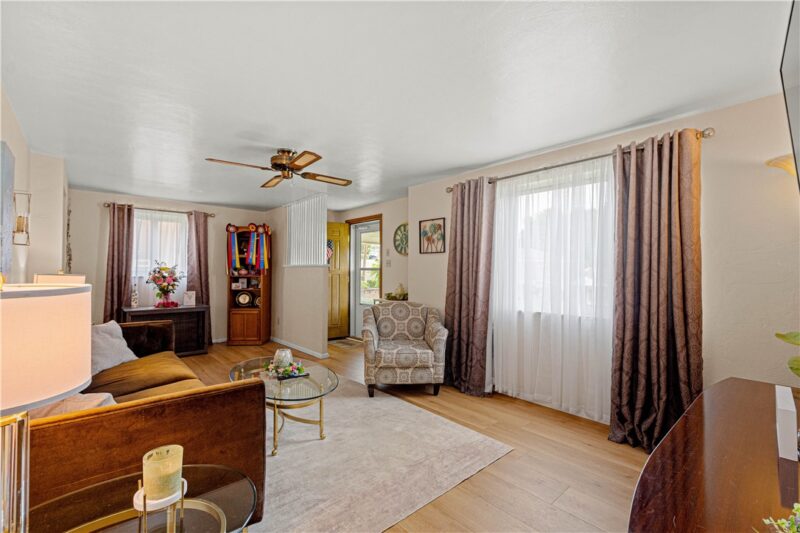 308 Ruthwood Ave — photo 8