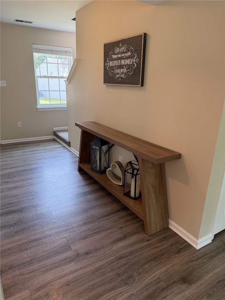 628 Glengarry Ct — photo 7