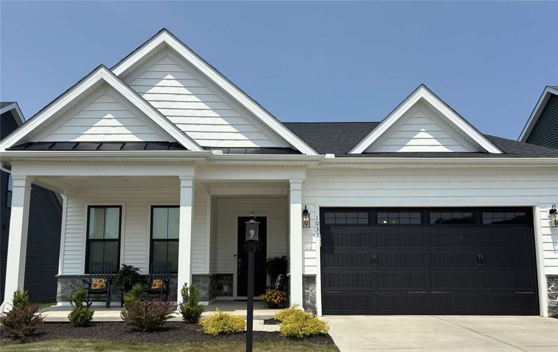 1033 Pasture Dr — photo 1