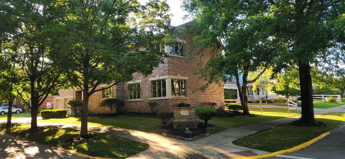 650 Washington Avenue — photo 1