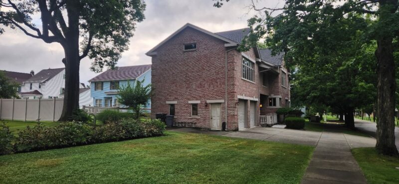 650 Washington Avenue — photo 2