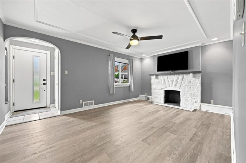 2 Windridge Dr — photo 8