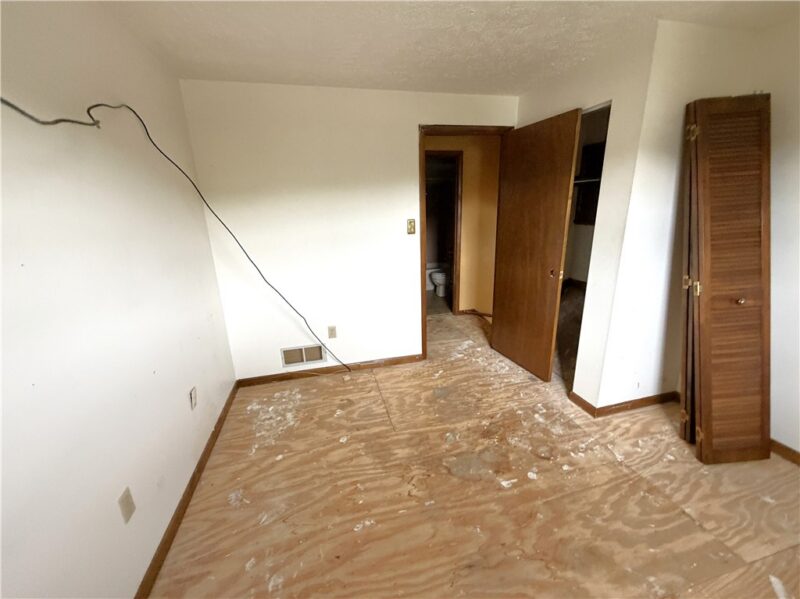 631 Wellington Drive — photo 8