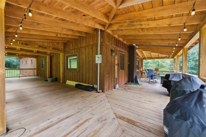 1393 Mateer Rd — photo 2
