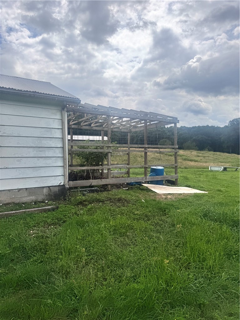 1685 Walnut Bend Rd — photo 4