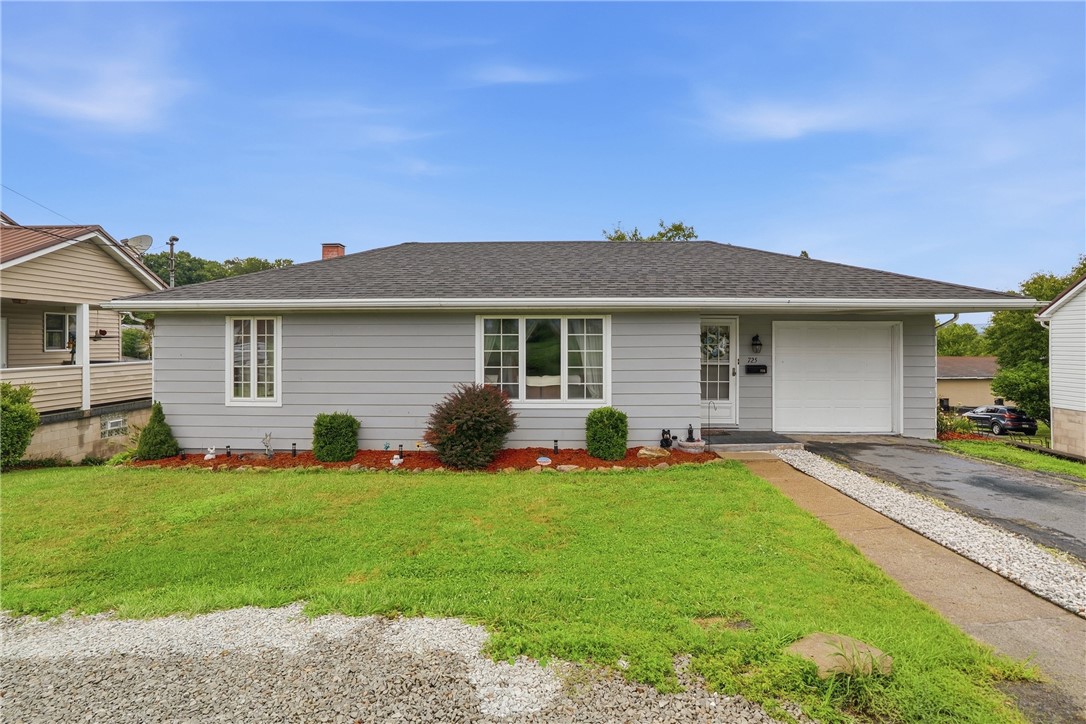 725 Broad Street — photo 1