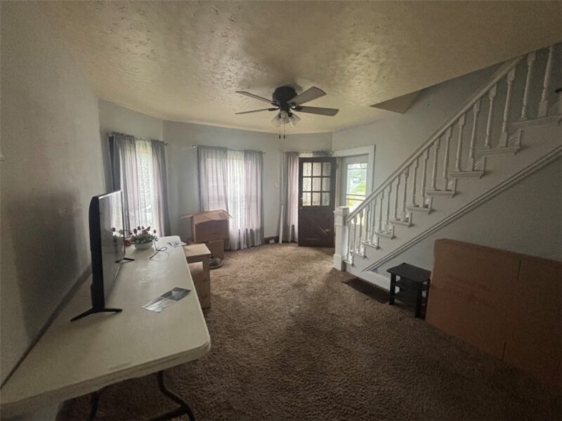 426 E Prospect Ave — photo 8