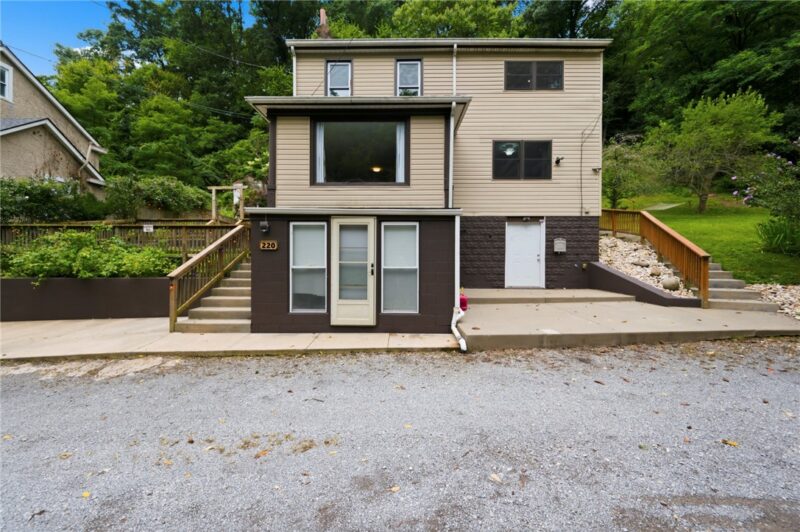 220 Walters Avenue — photo 3