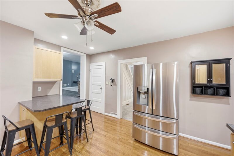 220 Walters Avenue — photo 6