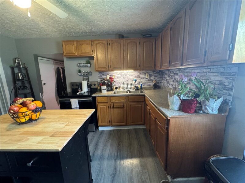 128 Keeny Row — photo 7