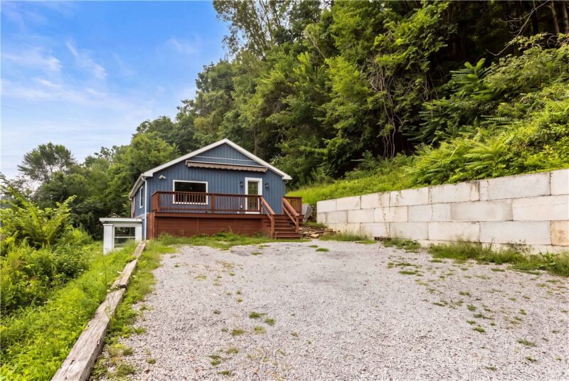 850 Gypsy Glen Rd — photo 4