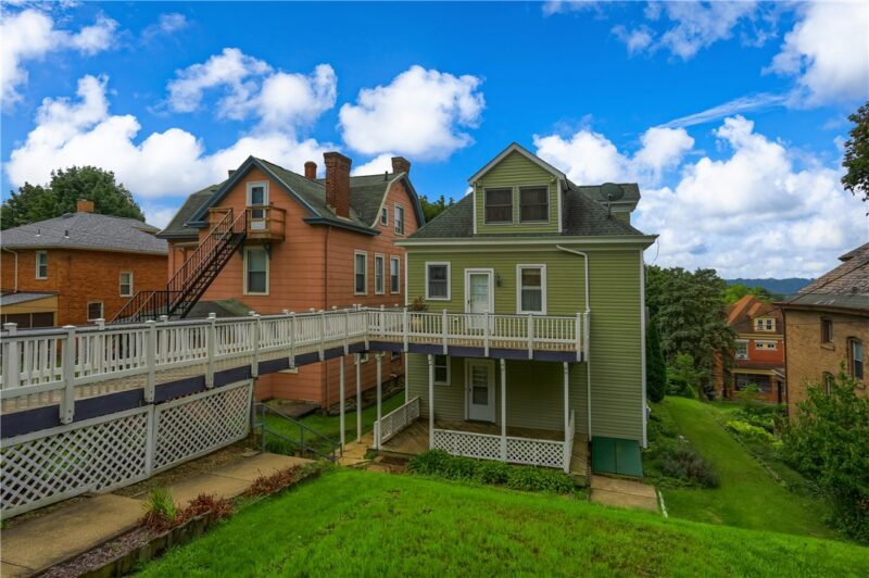 568 Orchard Ave — photo 4
