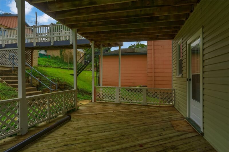 568 Orchard Ave — photo 5
