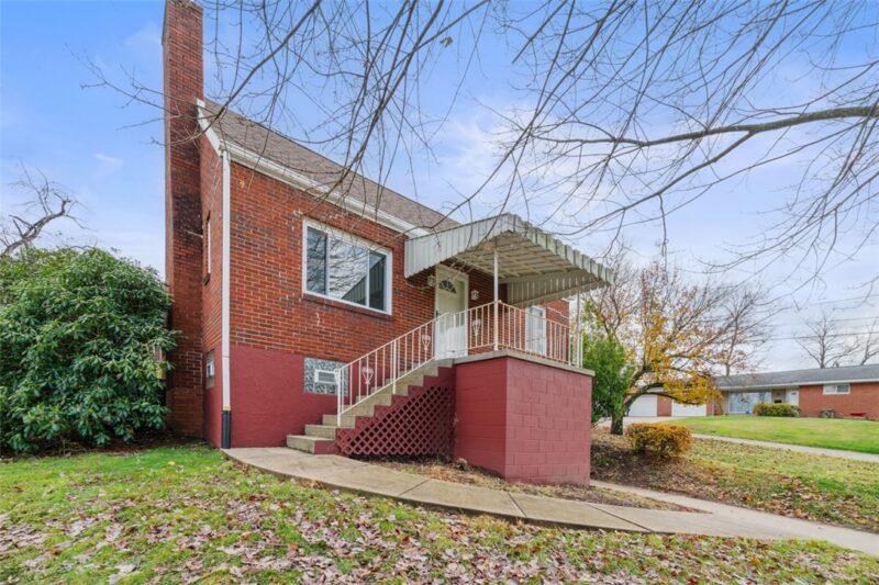 116 Warren Dr — photo 2
