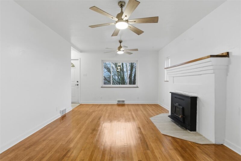 116 Warren Dr — photo 6